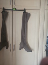 Ladies Fawn Size 5 Thigh