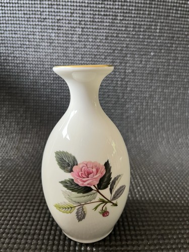 Wedgwood hathaway rose bone - hathaway,