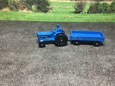 VINTAGE TOMTE LAERDAL TRACTOR