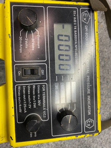 Druck pressure calibrator - druck,