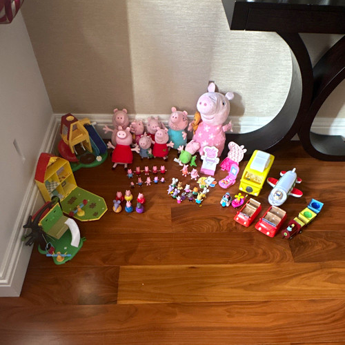 Peppa pig toy bundle with - peppa,