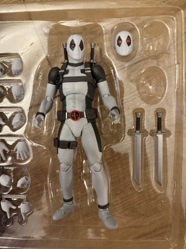 Medicom toy mafex 172 x - medicom,