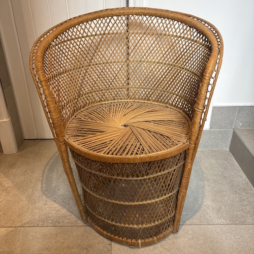 Vintage 1970 barrel tub - barrel,
