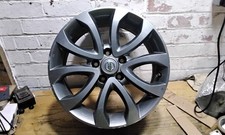 Nissan Juke 17" Alloy Wheel Rim Grey.