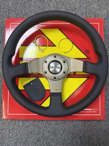 Momo tuner 320mm black - 320mm,