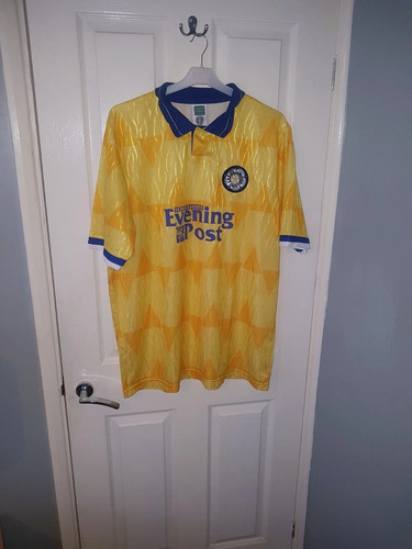 Leeds united retro football - united,