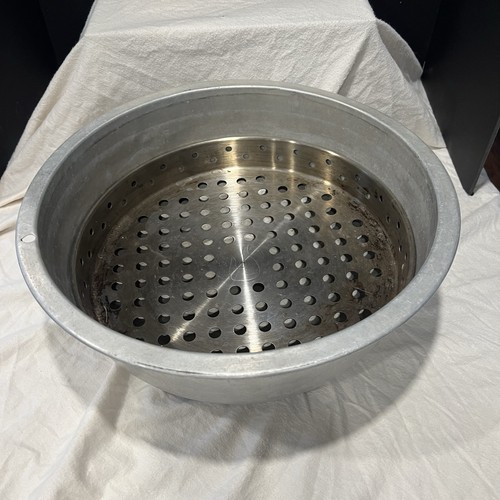 Aluminum frying pan - 16”,