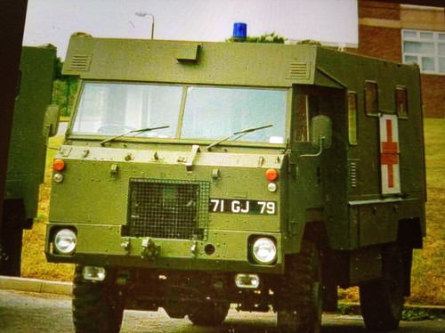 Land rover 101 ambulance - land,