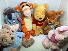Full set of Winnie the Pooh plush toys 