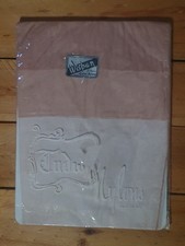 Vintage Wisbun Tudor Fully