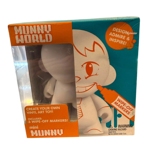 Kid robot munny world mini - robot,