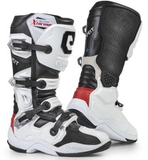 Eleveit tarmac white - x-tarmac, black