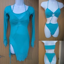 Oh Polly bikini style beach