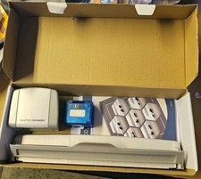 Creative Memories Border Making System Picket Fence Die Cut Included In Box