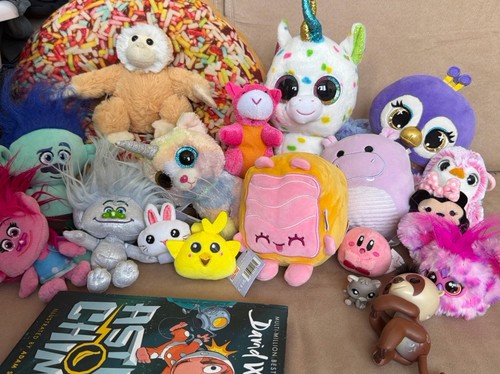Huge plushie bundle - plushie,