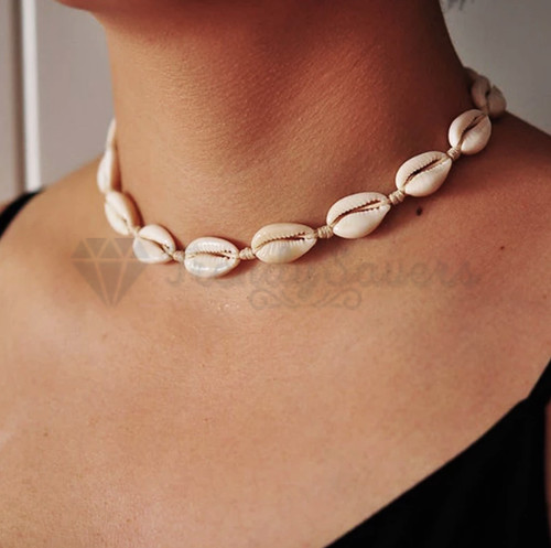White sea shells choker - white,