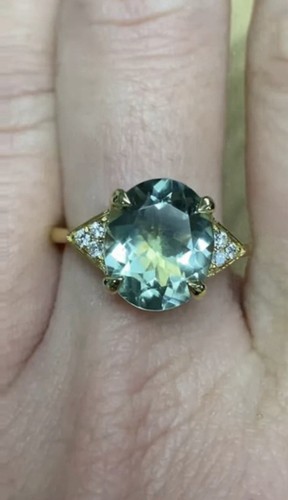 18ct yellow gold oval 97ct - yellow,
