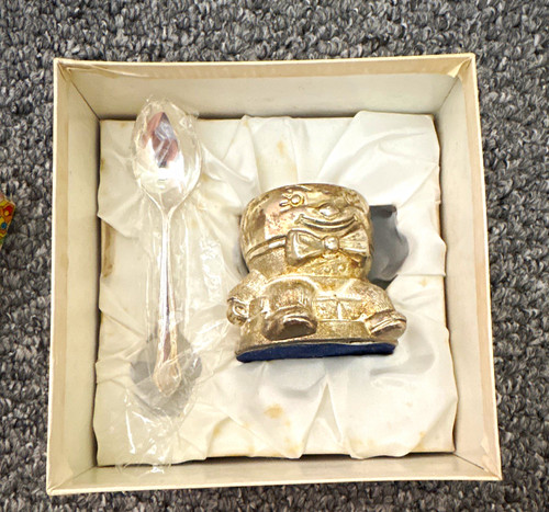 Silver plated novelty metal - silver,