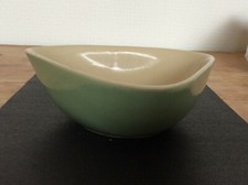 LANGLEY Pottery Triangular