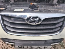 HYUNDAI SANTA FE 2009-2012 UPPER GRILLE 