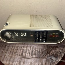 Vintage Toshiba RC-803F Flip