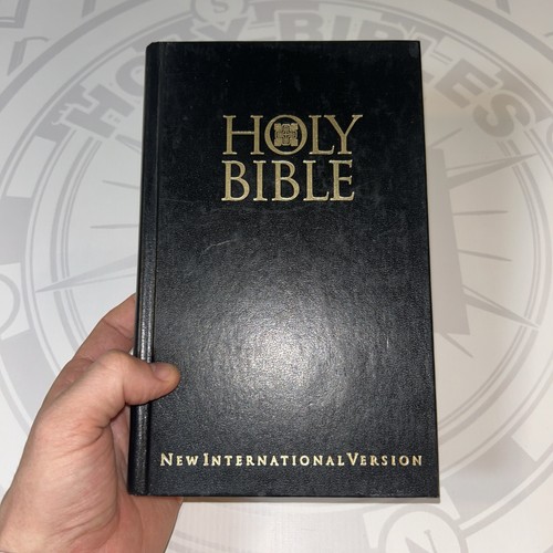 Holy bible new international - -,