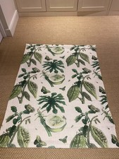 Roman blind in Retiro Verde by Gaston y Daniela