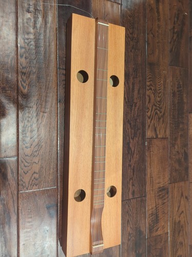 String box mountain - string,