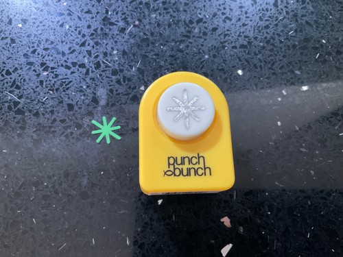 Punch bunch firework star - star,