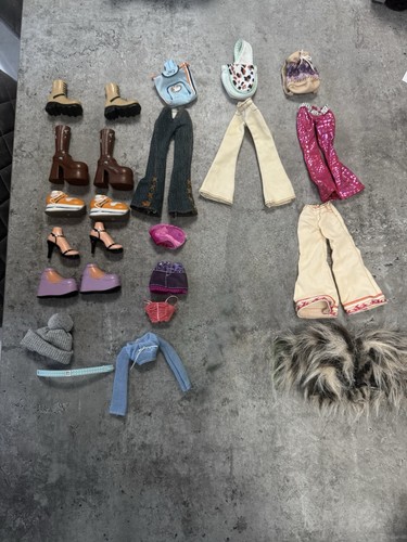 Joblot bundle vintage bratz - bundle,