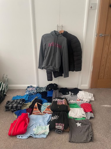 Clothes bundle with varied - bundle-,