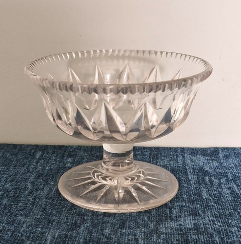 Vintage cut glass pedestal - cut,
