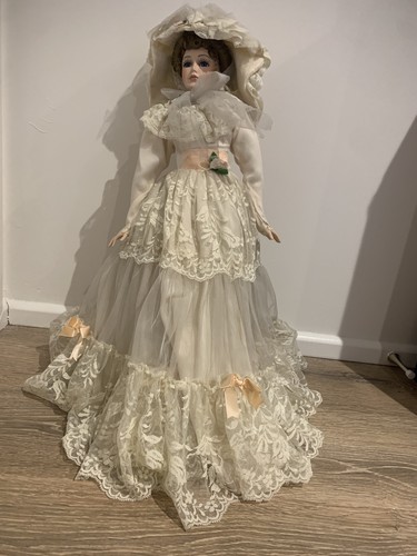 Ascot belle porcelain - belle”,