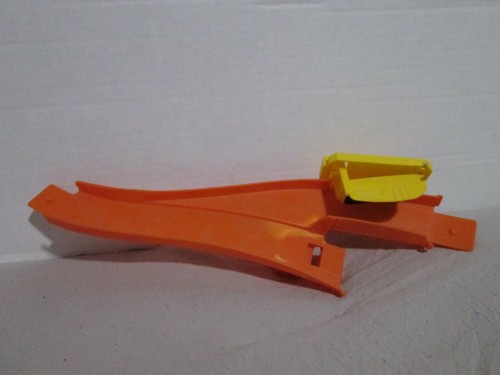 Hot wheels cdl45 spin storm - hot,
