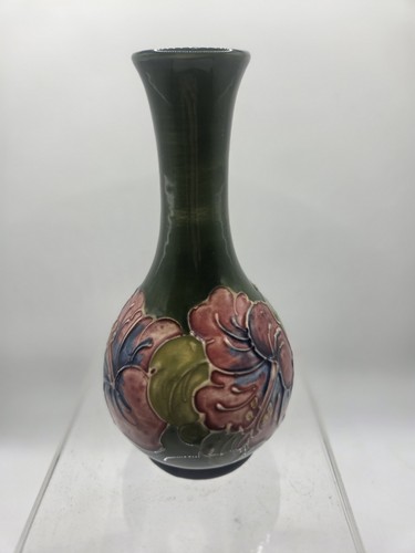 Moorcroft pottery vase - moorcroft,