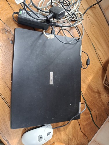 Old toshiba laptop satellite - toshiba,