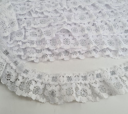 White silver mock eyelet - /,