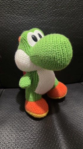 Nintendo mega yarn - mega, yoshi