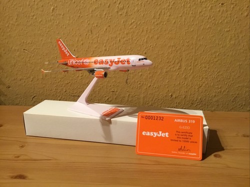 Easyjet a319 unicef logo - easyjet,