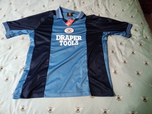 Southampton retro shirt - retro, uk