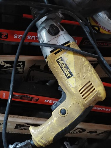 Mackellar hammer drill 1050w - drill,