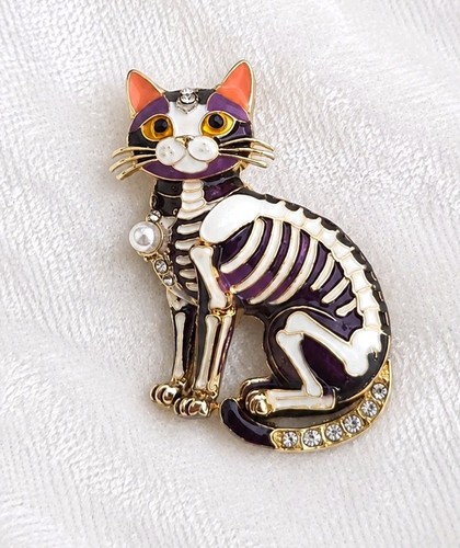 Halloween skeleton cat brooch - halloween,
