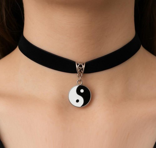 Yin ying yang feng - yang,, charm