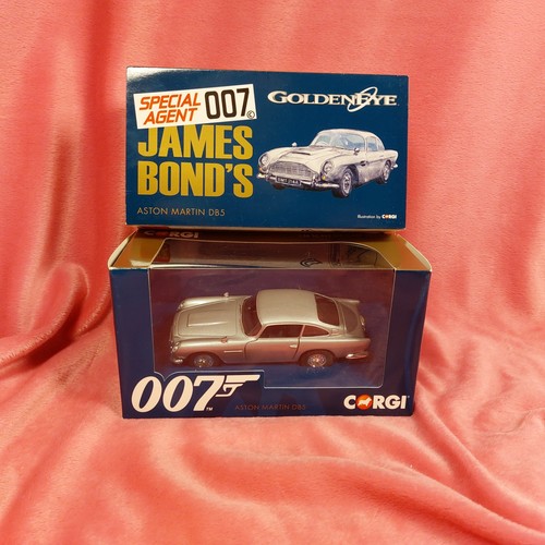 Corgi cc04311 aston martin db5 - corgi,