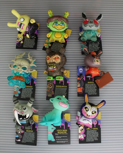 Lot kidrobot city - lot, b