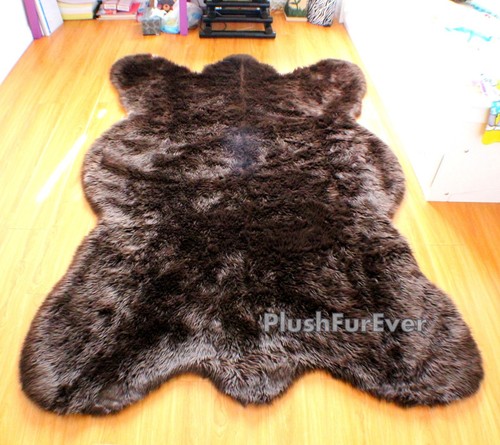 Bear furry area - area, xl