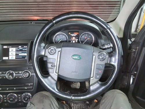 Steering wheel land - land, rover