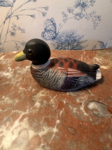 Decorative duck figurine - decorative,