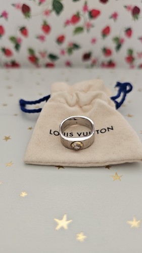 Authentic louis vuitton - authentic,
