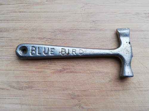 Vintage blue bird toffee - blue,